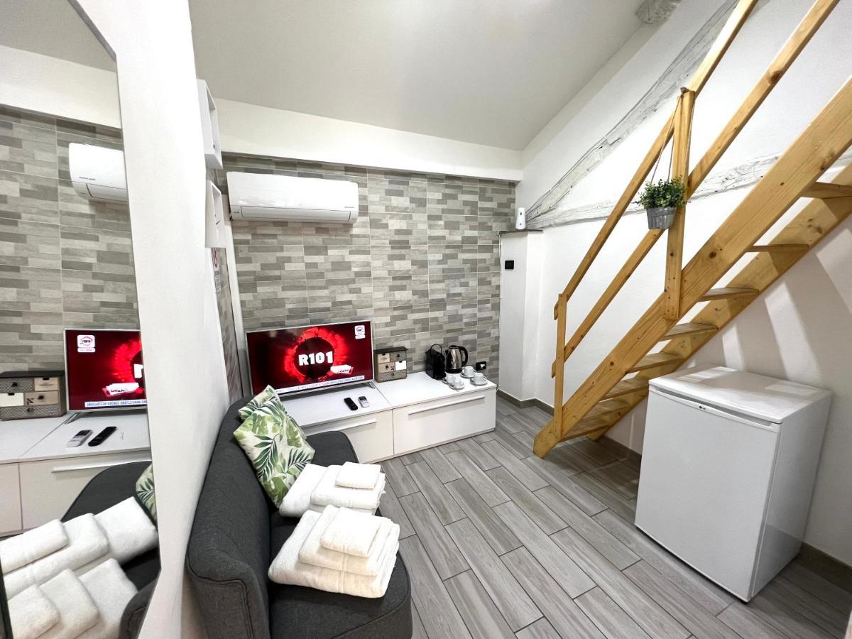 Air Σϝ Home Aραrlmҽnl Verdi Novi Ligure Bagian luar foto
